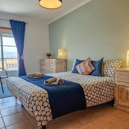 Apartment Holidays - Surf Pool With Tennis Court