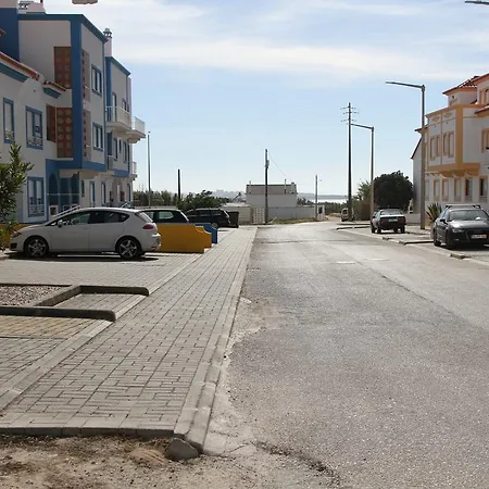 Apartmán Holidays - Surf Pool With Tennis Court *