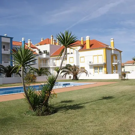 Holidays - Surf Pool With Tennis Court Apartment